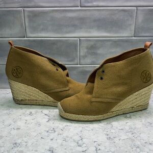Tory Burch Canvas Wedge Desert Bootie Khaki size 7 shoe